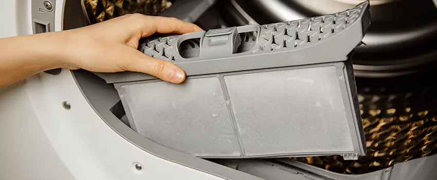 Signs Of A Clogged Dryer Lint Trap in American Fork, Utah
